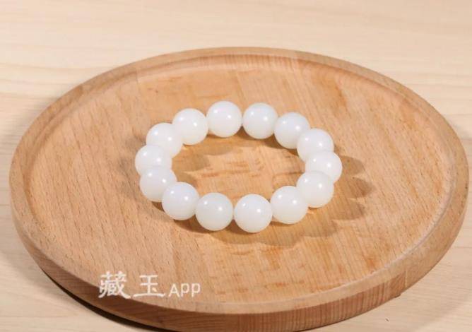 一颗珠子百两金！