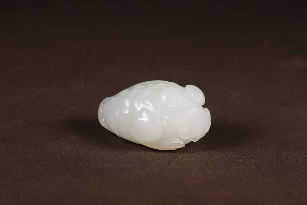 125万！藏玉直播×中国玉石雕刻大师程磊精品拍收槌和田玉鉴定保养知识