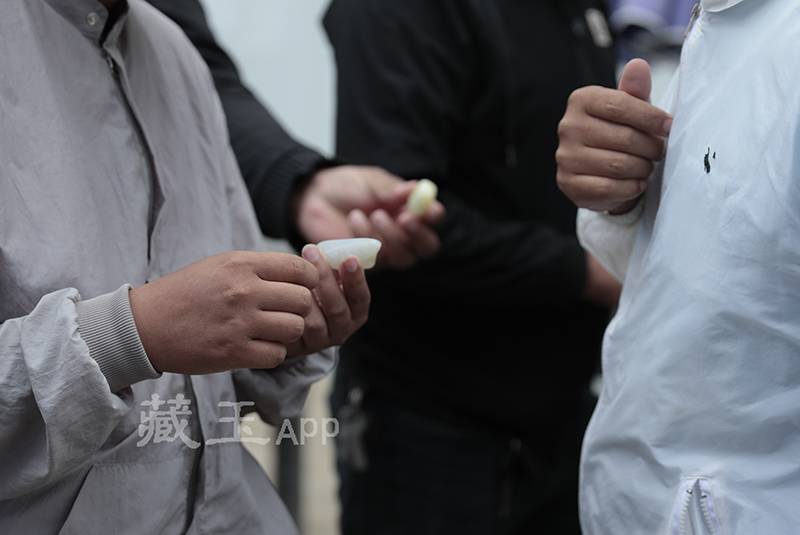 从和田到苏州，哪个地方的籽料最便宜？真相是……