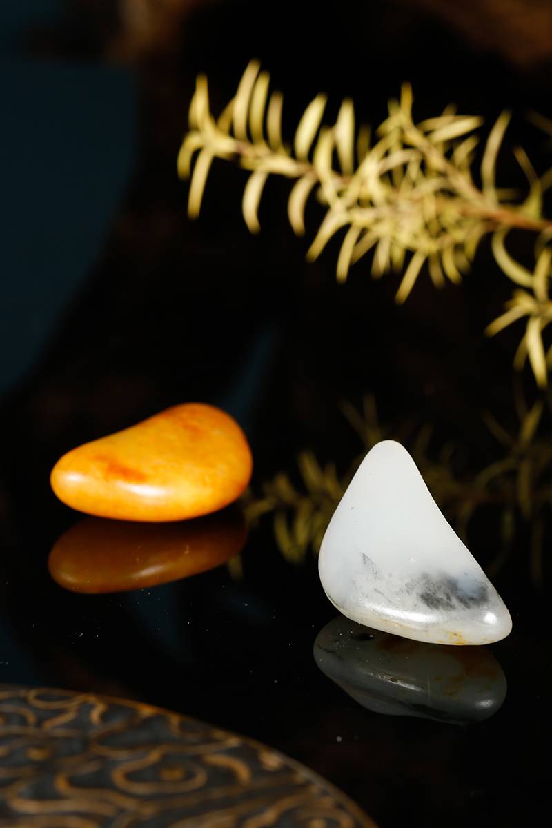 200多万买了8块油皮籽料，顶级的油皮料长什么样？