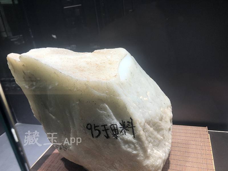 克万籽料，天价象形，凭什么这么贵？和田玉鉴定保养知识大全-藏玉网