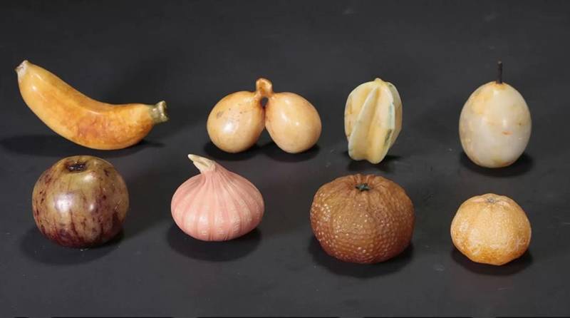 9000万元买的古玉亮出来，现场的人就吵疯了！到底谁说的对和田玉鉴定