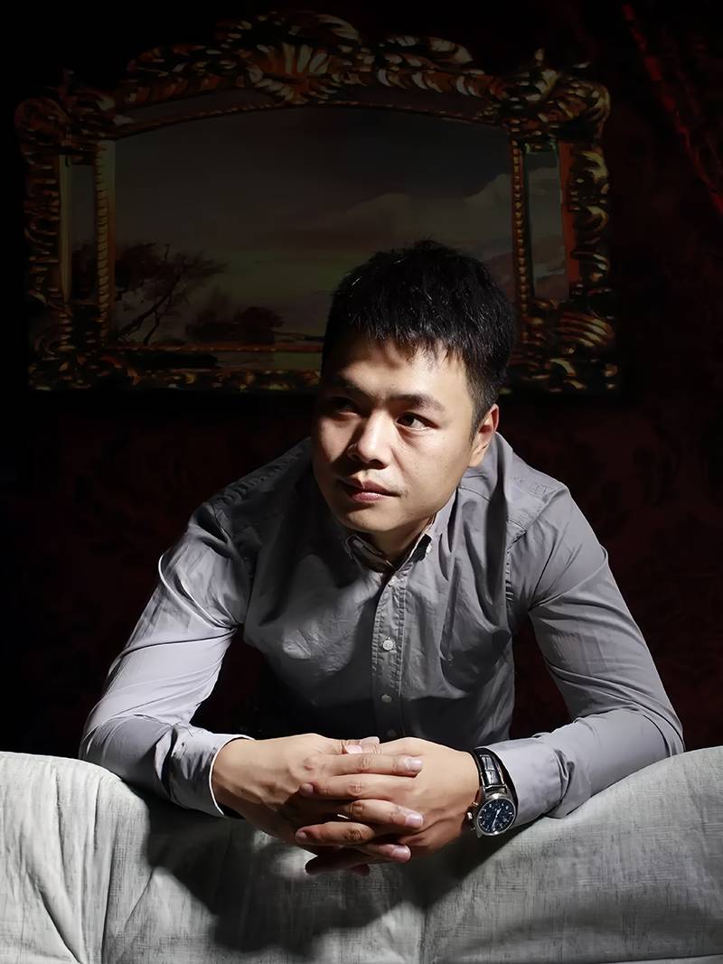 玉雕英雄榜丨点石成金胡锡涛：料子是戏台，设计才是角儿