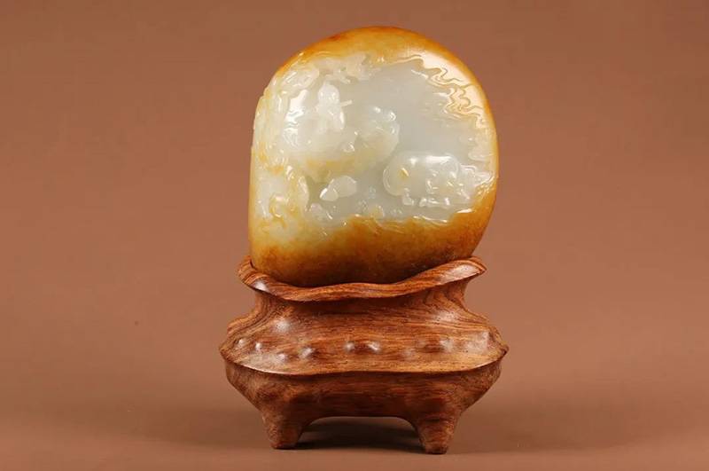 真正懂玉的人，是站在文明顶端的少数派