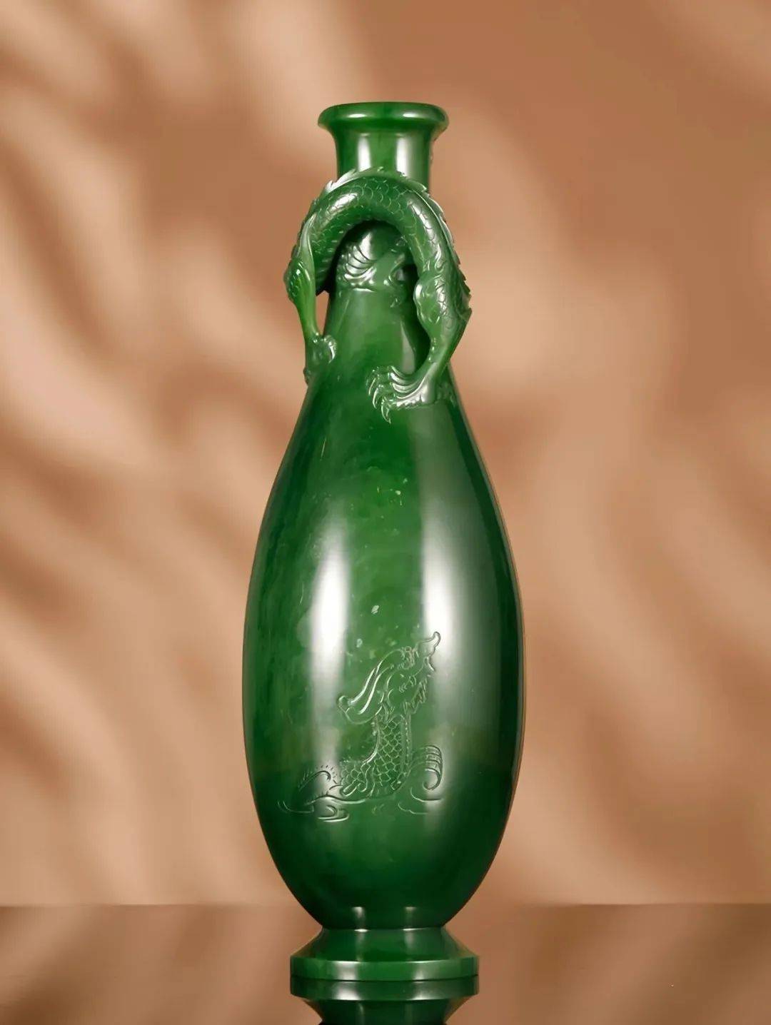 藏玉大盘点·玉雕十大经典瓶型|一瓶一世界,一器一乾坤和田玉鉴定保养 藏玉大盘点·玉雕十大经典瓶型|一瓶一世界,一器一乾坤和田玉鉴定保养