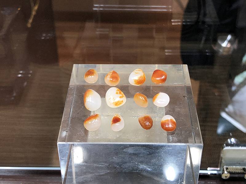 籽料：有一种顶级叫首饰级！
