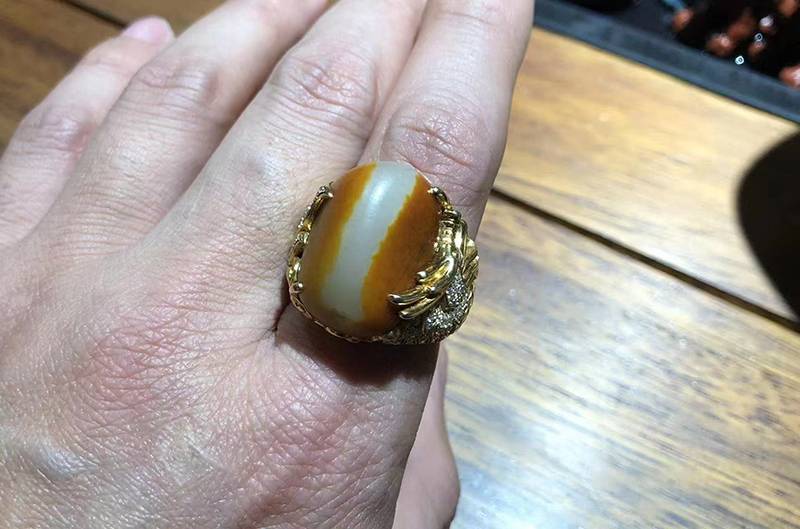 一个小小戒面籽，同行要卖40万！