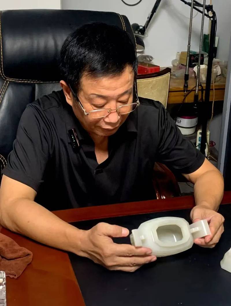 藏玉十三邀· 匠心承韵黄志银| 让玉在时光中继续成长和田玉鉴定保养知识