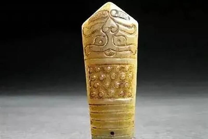 收藏那些事 | 玉润中华 · 一部中国史，半部玉文化