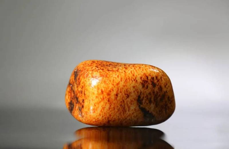 藏玉秋冬原石大拍 | 精品原石大赏（5）红皮素肉 美自天成