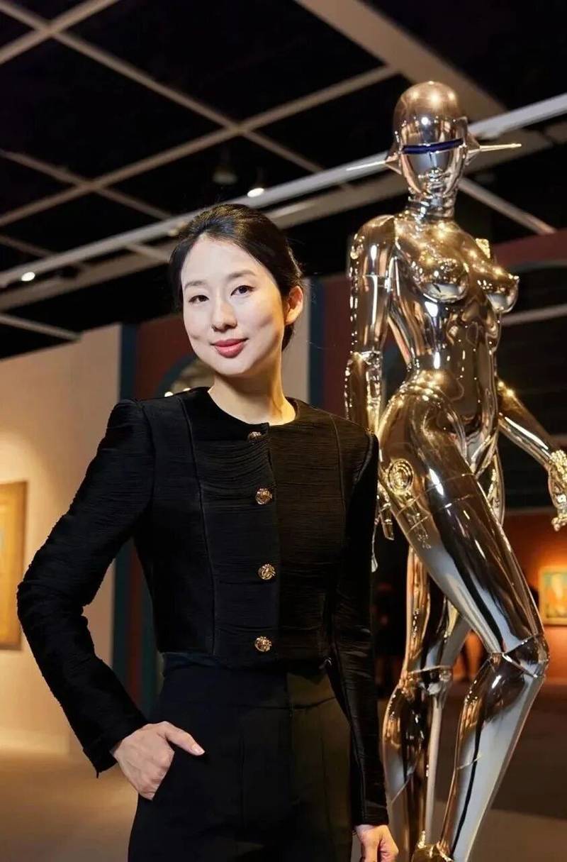 陈良玲 ｜ 优雅的拍卖女神：以珠宝为媒，藏热爱于心！