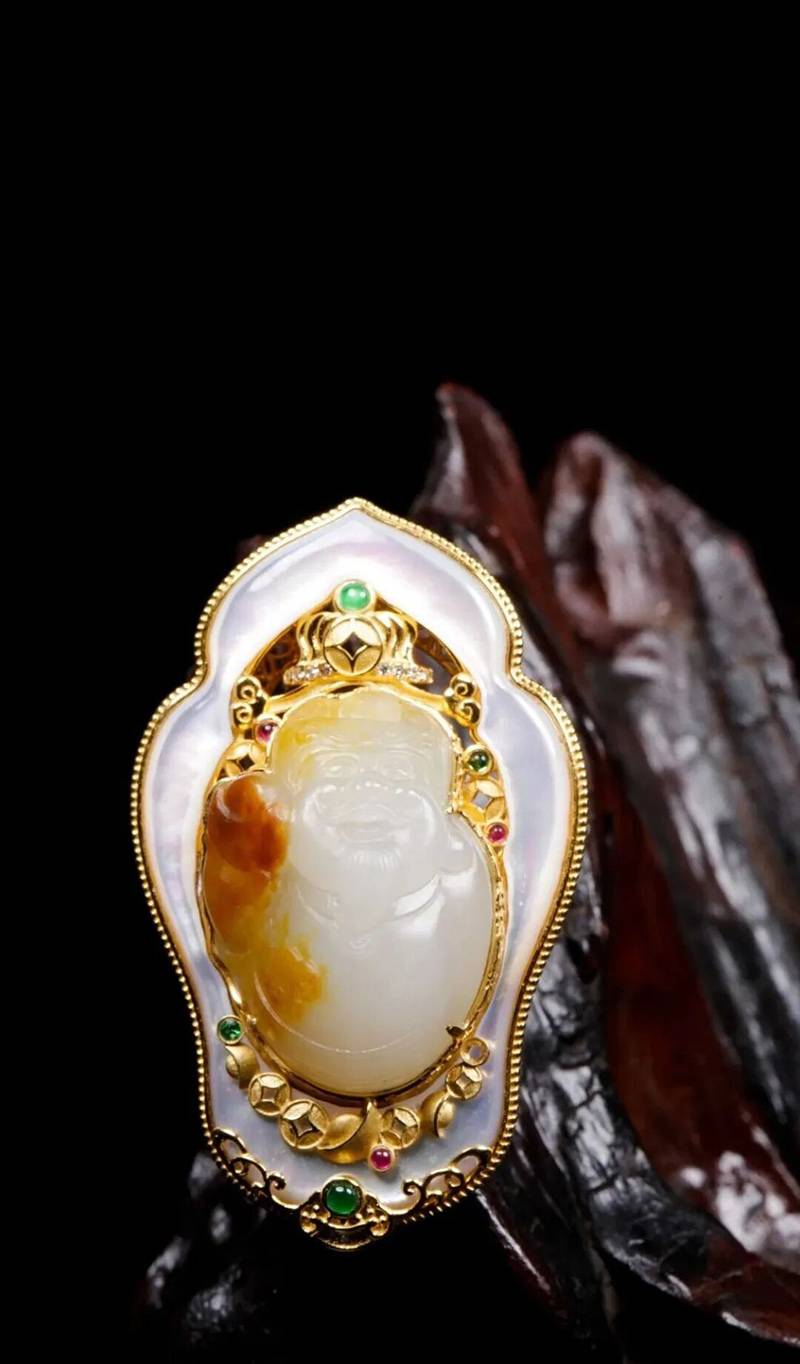 当和田玉遇上黄金：认知决定选择，选择决定价值和田玉鉴定保养知识大全-藏玉网- 藏玉｜藏玉APP_高端和田玉收藏拍卖交易平台-