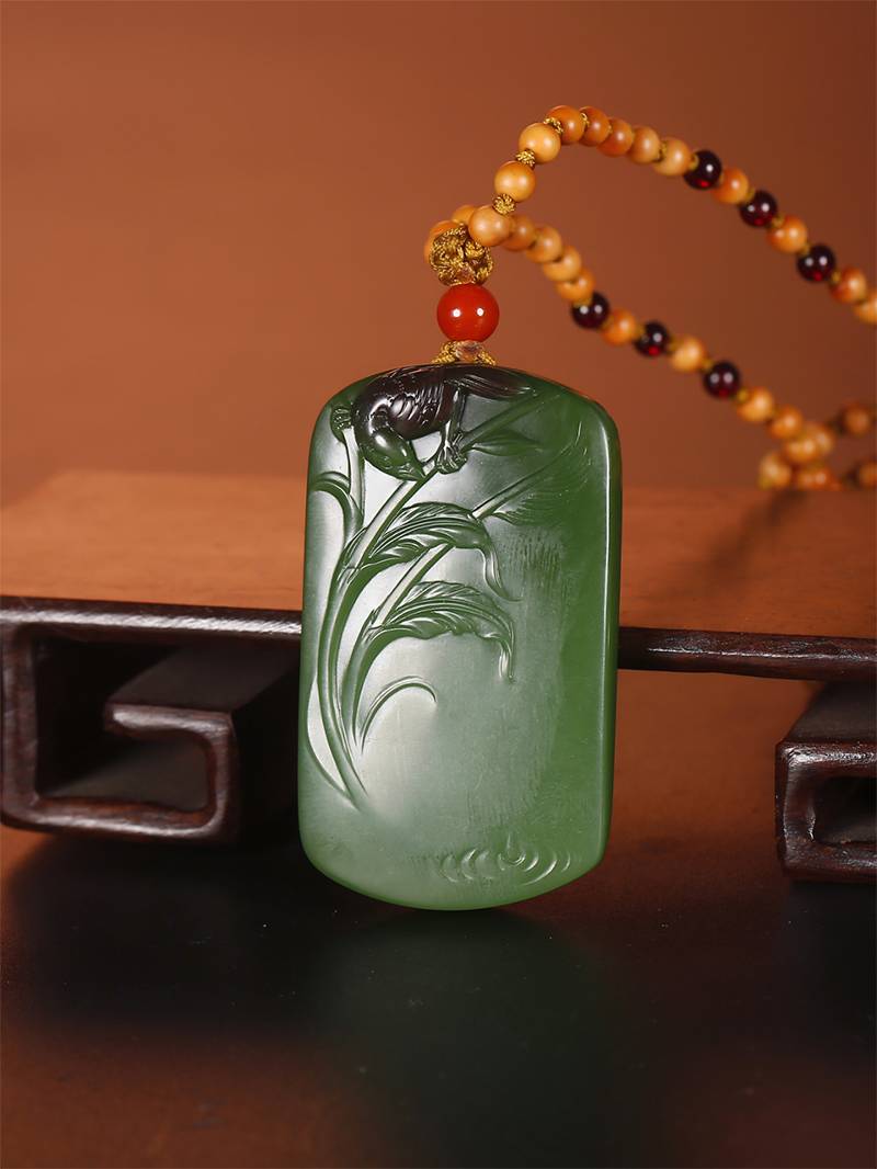 玩碧玉，没必要非得是无黑点的顶级料