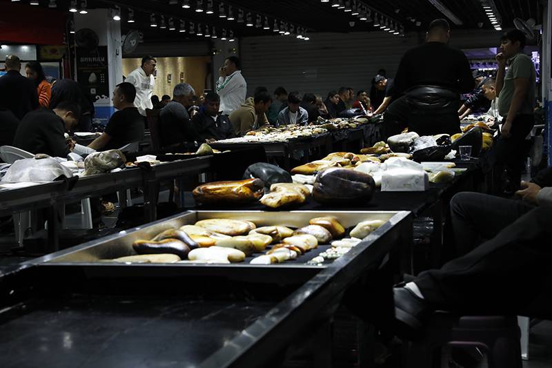继茅台价格大跌后，籽料行情也跟着暴跌了50%？