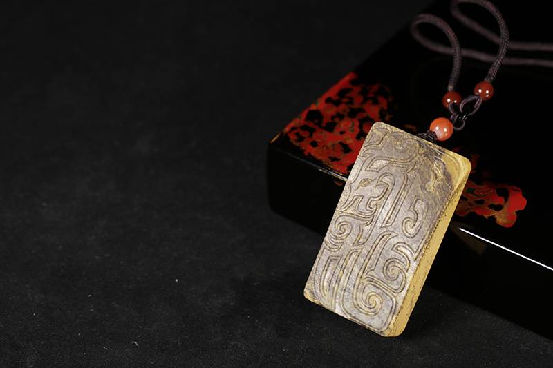 花30万买赌料，结果大赚四“千万”，他却说亏惨了！