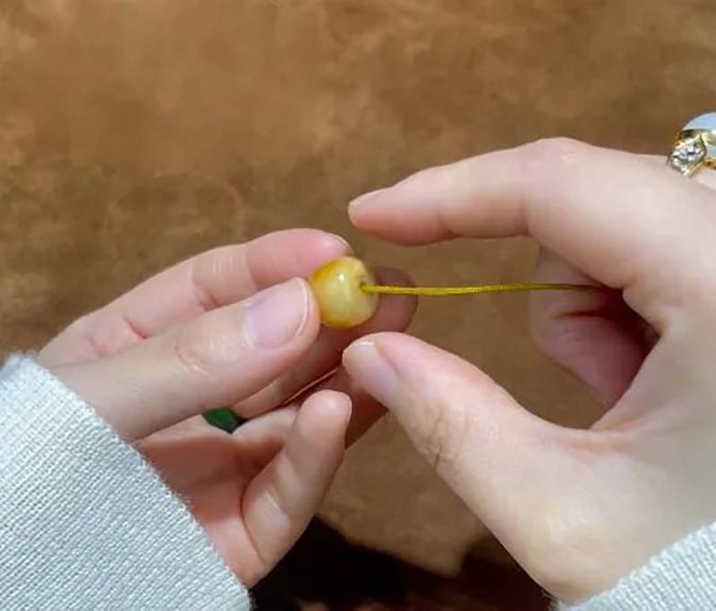 跟夕汐学编串  |  筒珠结挂绳实用编法