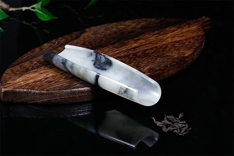 所有喜欢玉石的人，身上都有这五种“反常”的特征！