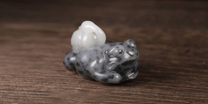 原来青花料有这么多不同，这样一个镯子得卖多少钱！