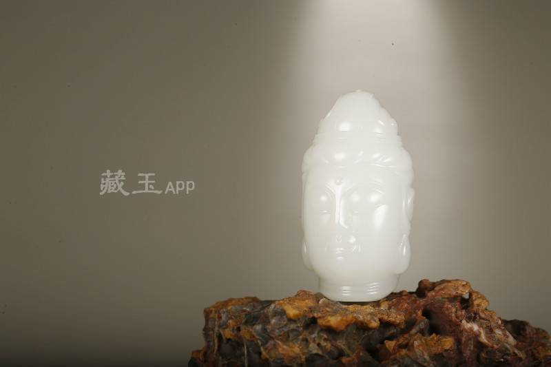 同一块玉，穷人卖100元富人卖20万，和田玉引发的社会潜规则