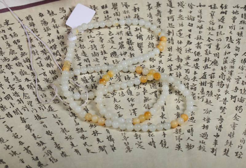 土豪任性，两公斤的沁料车了珠子！