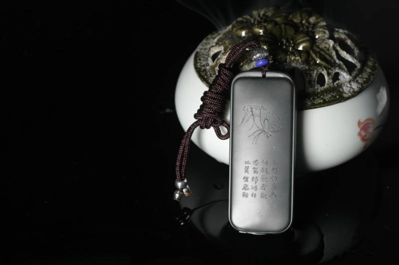玩玉：几时归去，做一闲人！
