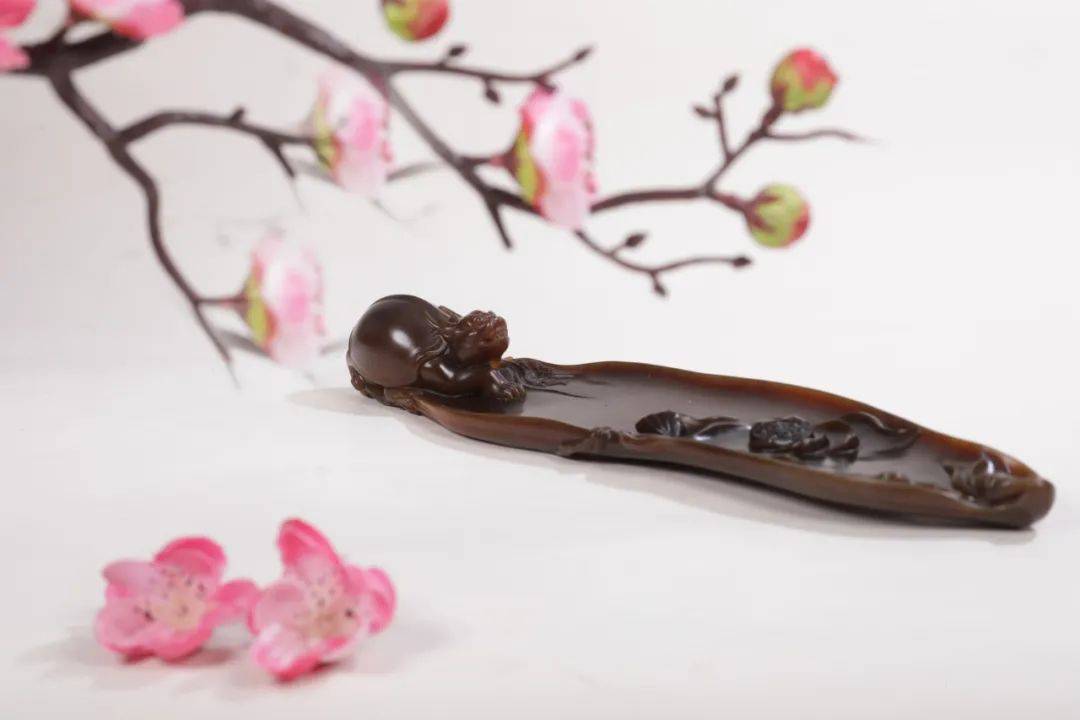 玉润佳人，女神节送她一件最美的和田玉吧！