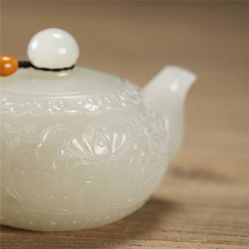 一个玉瓶550万！它雕了什么？为什么这么贵……和田玉鉴定保养知识大全-藏