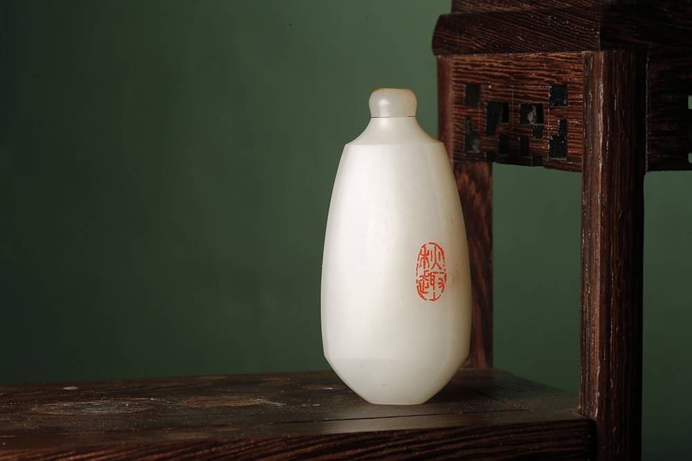 臻品丨秋韵•鼻烟壶，新疆和田籽料，邀您共赏和田玉鉴定保养知识大全-藏