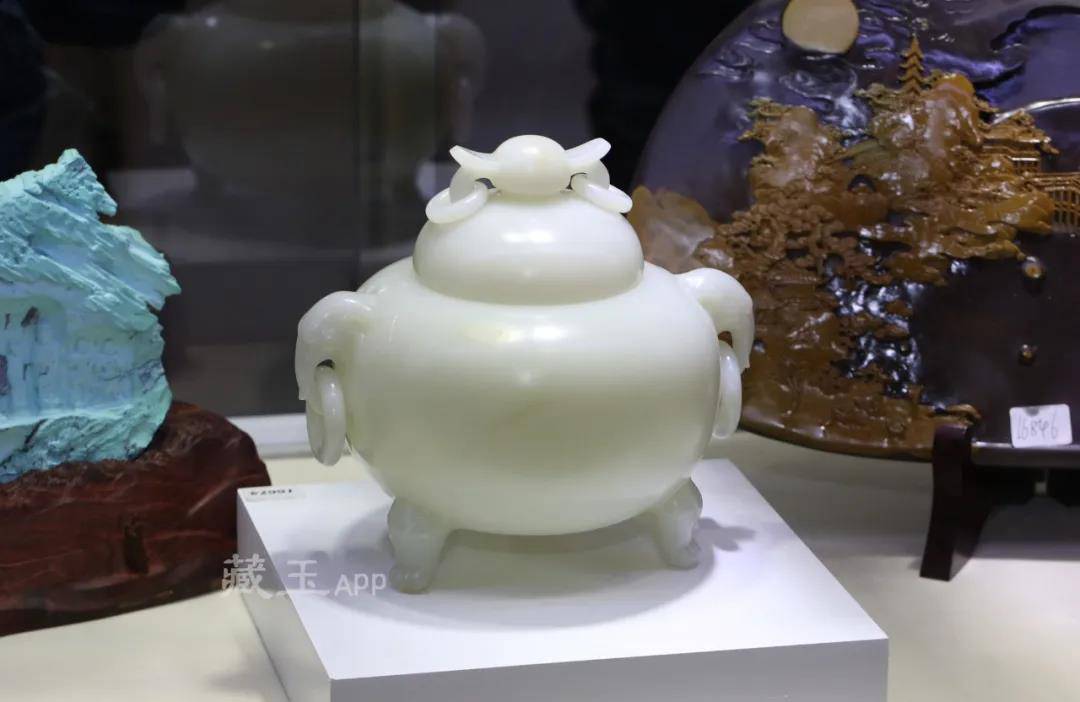 最贵青玉籽料刚刚以230万成交，别再说青玉便宜了！和田玉鉴定
