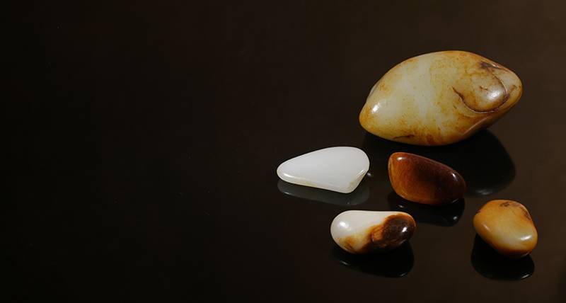 不是带证书的就是羊脂玉，不是差不多的就叫收藏级！
