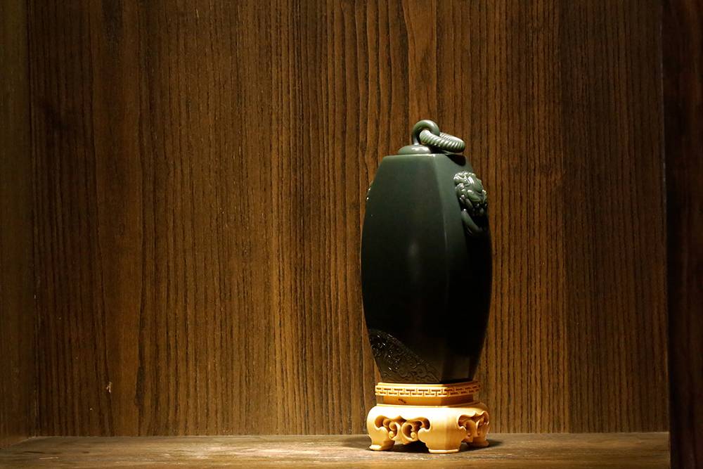 总成交额130万！藏玉直播中国玉石雕刻王金高精品拍收槌